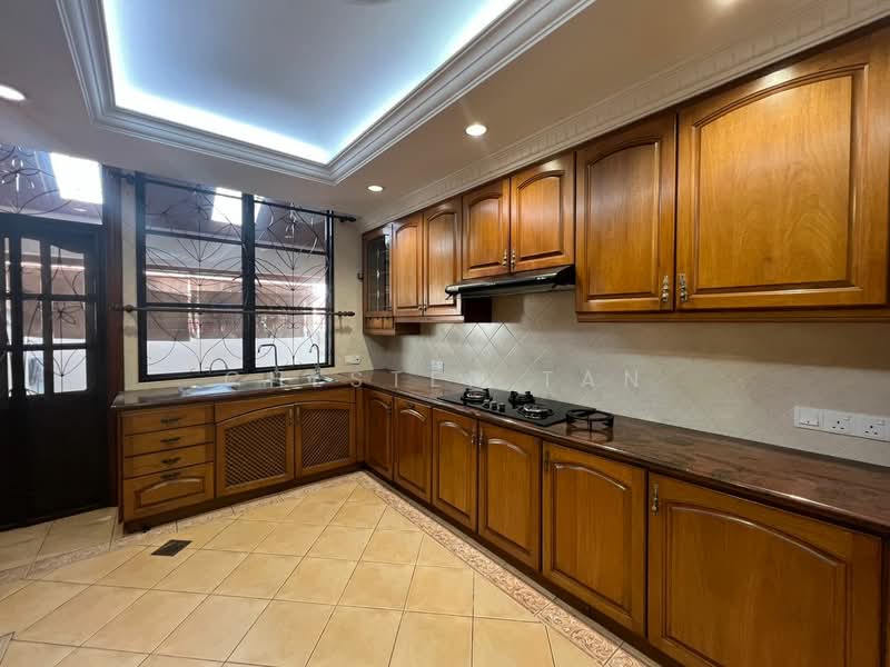 Rumah Banglo untuk Disewa di Damansara Heights (Kuala Lumpur) - Chester Tan - Kitchen - PropertyGuru.com.my