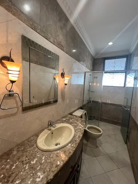 Rumah Banglo untuk Disewa di Damansara Heights (Kuala Lumpur) - Chester Tan - Bathroom - PropertyGuru.com.my