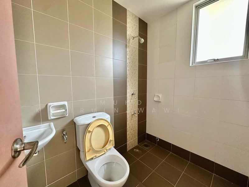 2-storey Terraced House for Sale in Denai Alam (Shah Alam) - Muhd Khairulnawawi Kamaruddin - Bathroom - PropertyGuru.com.my