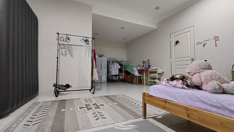 1.5-storey Terraced House for Rent in Bandar Meru Prima (Ipoh Premier City) (Ipoh) - Sam . - Bedroom - PropertyGuru.com.my