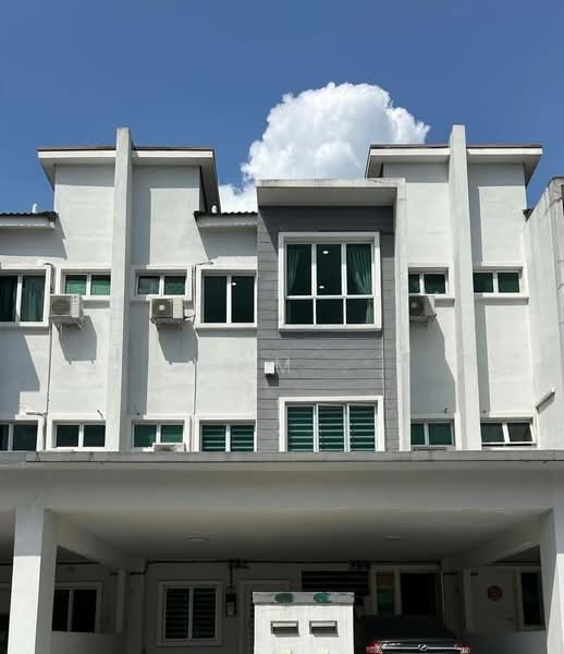 1.5-storey Terraced House for Rent in Bandar Meru Prima (Ipoh Premier City) (Ipoh) - Sam . - Exterior - PropertyGuru.com.my