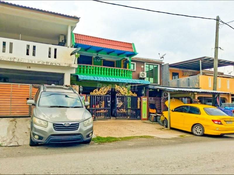 Rumah Teres untuk Dijual di Taman Kajang Baru (Kajang) - Wardatu Zamzam - Exterior - PropertyGuru.com.my