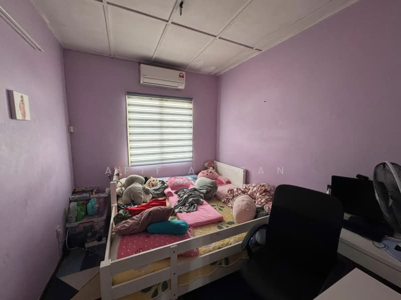 Rumah Teres 2 Tingkat untuk Dijual di Pandan Indah (Ampang) - Afif Azizan - Bedroom - PropertyGuru.com.my
