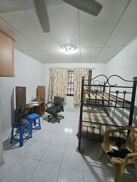 2-storey Terraced House for Sale in Taman Bukit Gemilang (Skudai) - Shieh Long Chen - Bedroom - PropertyGuru.com.my
