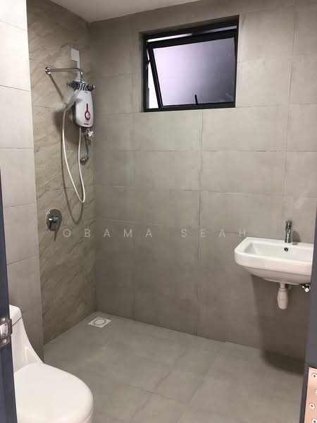 Kondominium untuk Disewa di The Holmes 2 - Obama Seah - Bathroom - PropertyGuru.com.my