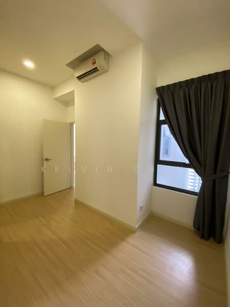 Condominium for Sale at Lakeville Residence - Kelvin Chen - Bedroom - PropertyGuru.com.my