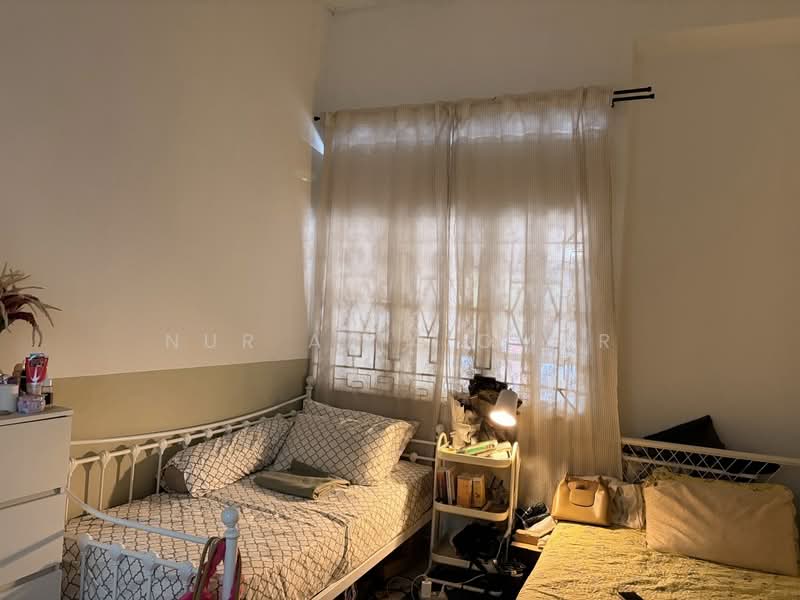 1-storey Terraced House for Sale in KL City Centre (Kuala Lumpur) - Nur Alia Omar - Bedroom - PropertyGuru.com.my