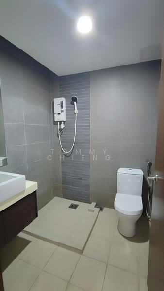 Kondominium untuk Dijual di UBN Apartment - TOMMY CHIENG - Bathroom - PropertyGuru.com.my