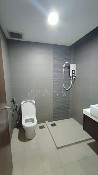 Kondominium untuk Dijual di UBN Apartment - TOMMY CHIENG - Bathroom - PropertyGuru.com.my
