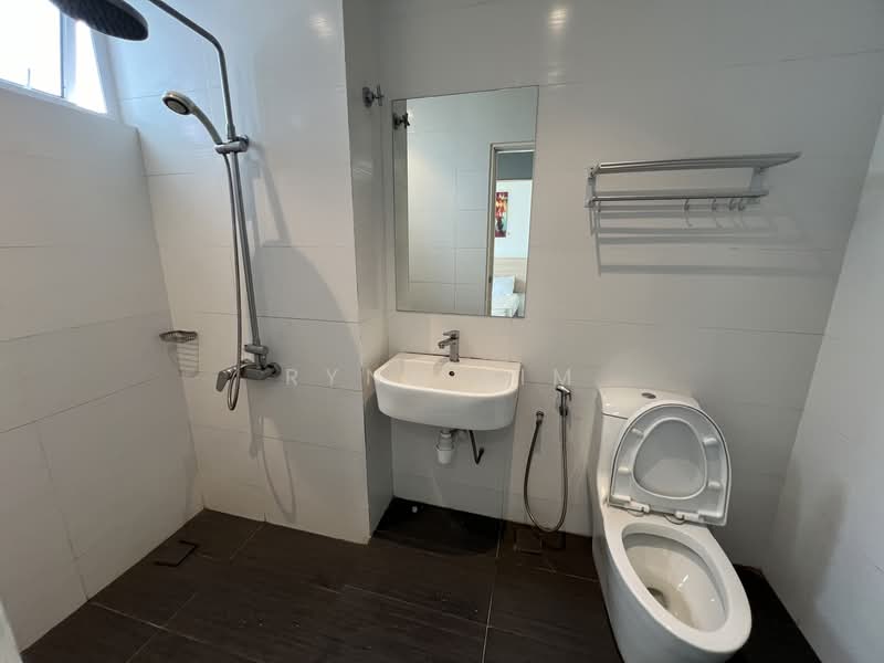 Service Residence for Sale at Twin Galaxy (Dwi Galaksi) - Rynn Lim - Bathroom - PropertyGuru.com.my
