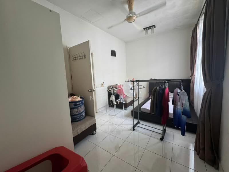 Rumah Teres 2 Tingkat untuk Dijual di Setia Tropika (Johor Bahru) - Suny Sior - Bedroom - PropertyGuru.com.my