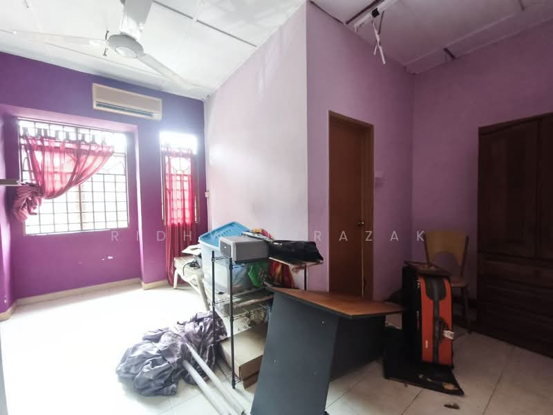Rumah Teres 3 Tingkat untuk Dijual di Shah Alam (Selangor) - Ridhwan Razak - Interior - PropertyGuru.com.my