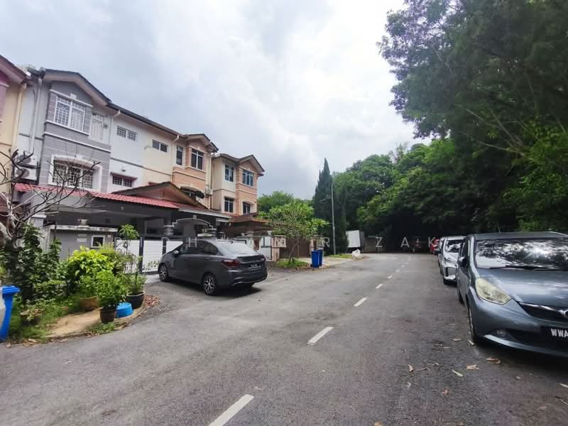 Rumah Teres 3 Tingkat untuk Dijual di Shah Alam (Selangor) - Ridhwan Razak - Exterior - PropertyGuru.com.my