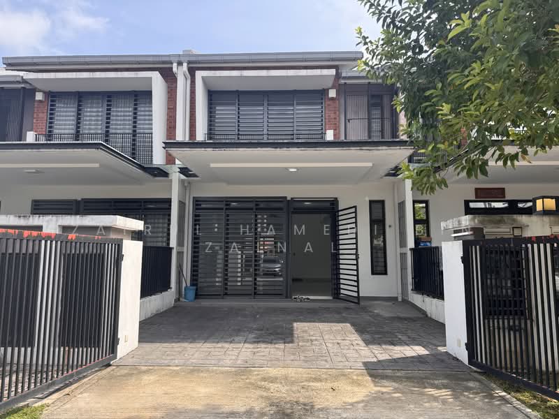 2-storey Terraced House for Sale in Shah Alam (Selangor) - Zairul Hamedi Bin Zainal - Exterior - PropertyGuru.com.my