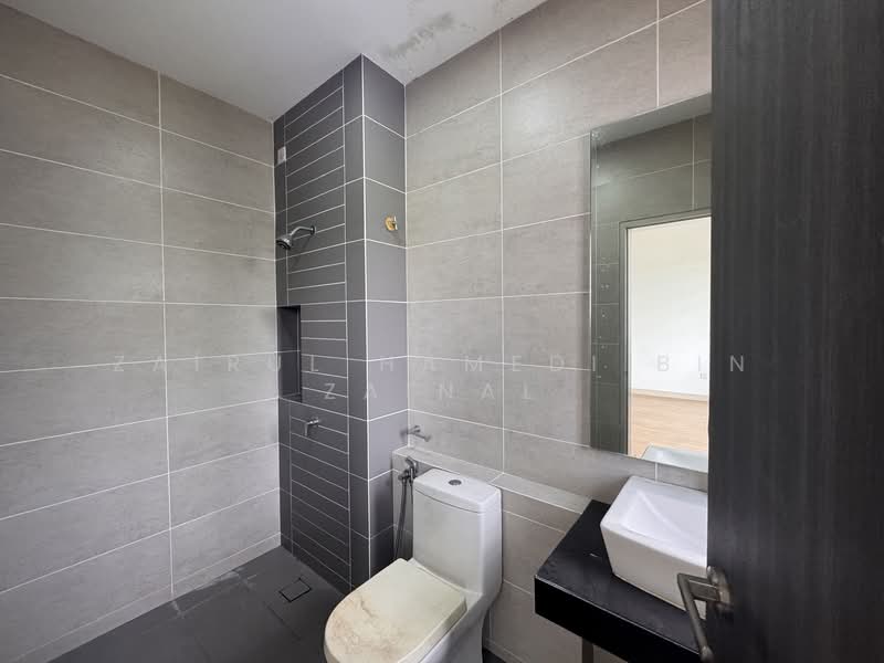 2-storey Terraced House for Sale in Shah Alam (Selangor) - Zairul Hamedi Bin Zainal - Bathroom - PropertyGuru.com.my