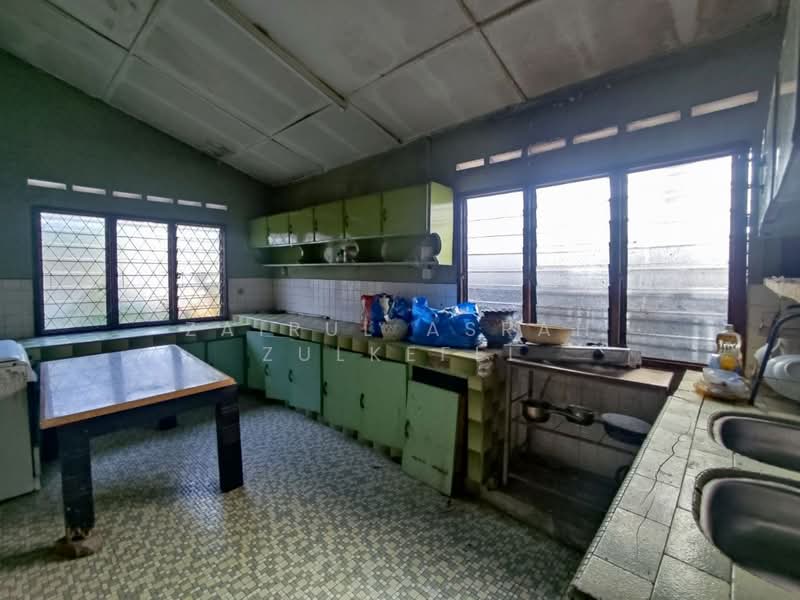 Bungalow for Sale in Keramat (Kuala Lumpur) - Zairul Asrah Zulkefli - Kitchen - PropertyGuru.com.my