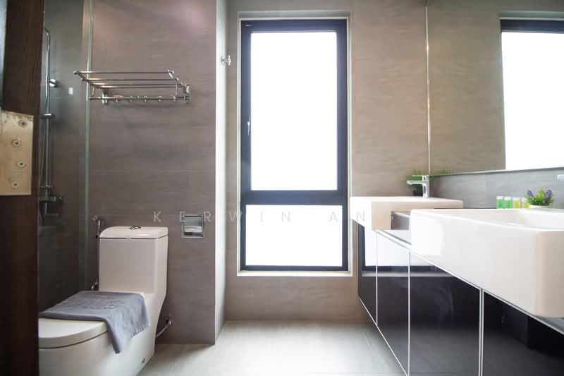Servis Apartment untuk Dijual di Tropical Villa - Kerwin Ang - Bathroom - PropertyGuru.com.my