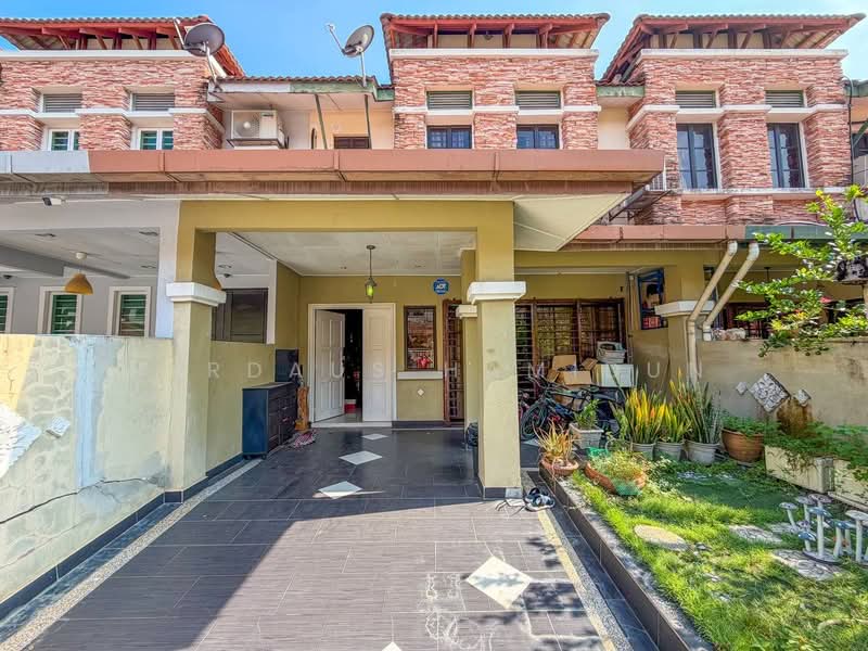 2-storey Terraced House for Sale in Bandar Nusaputra (Puchong) - Firdaus Hamidun - Exterior - PropertyGuru.com.my