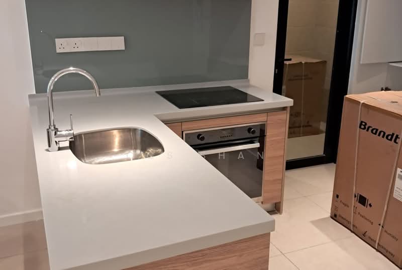 Servis Apartment untuk Disewa di Kami - CCS Shan - Kitchen - PropertyGuru.com.my