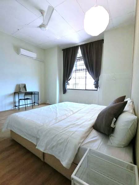 2-storey Terraced House for Sale in Taman Desa Tebrau (Tebrau) - Karl Lim - Bedroom - PropertyGuru.com.my
