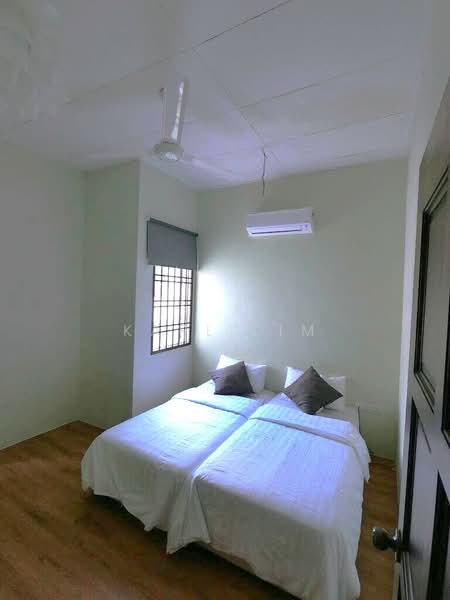 2-storey Terraced House for Sale in Taman Desa Tebrau (Tebrau) - Karl Lim - Bedroom - PropertyGuru.com.my