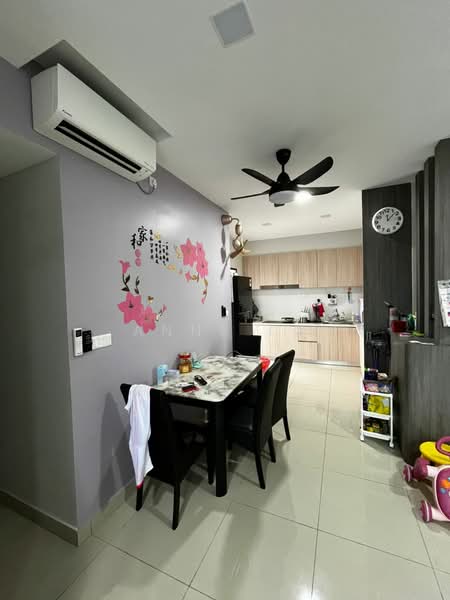 Service Residence for Sale at Veranda Residence - Anne Lo - Dining Room - PropertyGuru.com.my