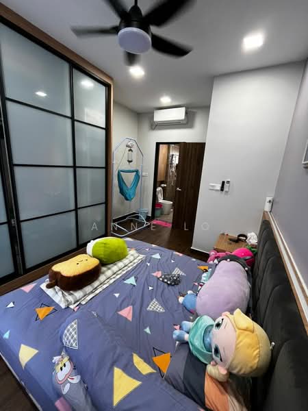 Service Residence for Sale at Veranda Residence - Anne Lo - Bedroom - PropertyGuru.com.my