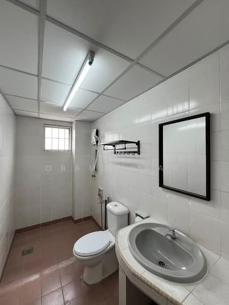 Condominium for Rent at Seri Cendekia - Obama Seah - Bathroom - PropertyGuru.com.my