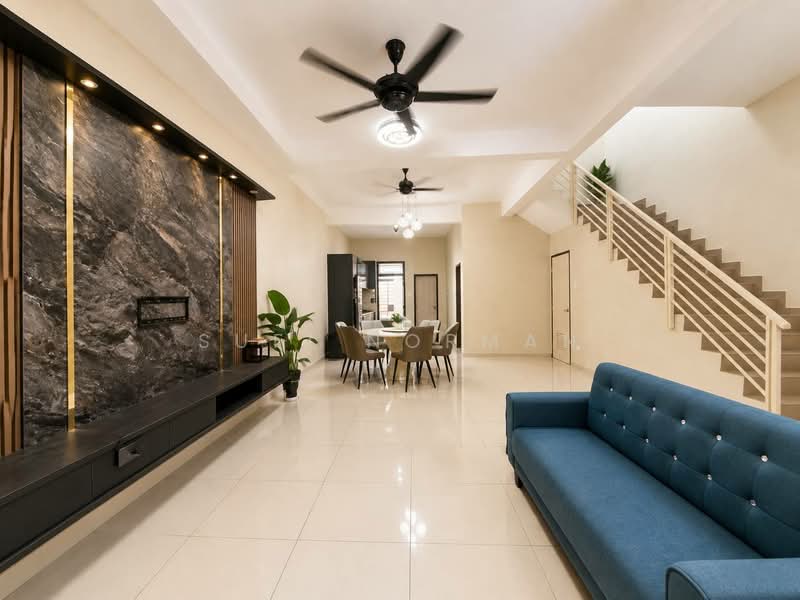 Rumah Teres 2 Tingkat untuk Dijual di Bandar Layangkasa (Pasir Gudang) - Sufi Norman - Living Room - PropertyGuru.com.my