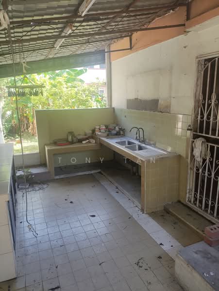 Bungalow for Sale in Taman Berkeley (Klang) - Tony Tan - Kitchen - PropertyGuru.com.my