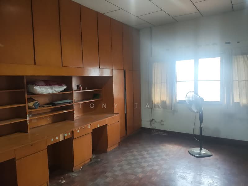 Bungalow for Sale in Taman Berkeley (Klang) - Tony Tan - Study - PropertyGuru.com.my