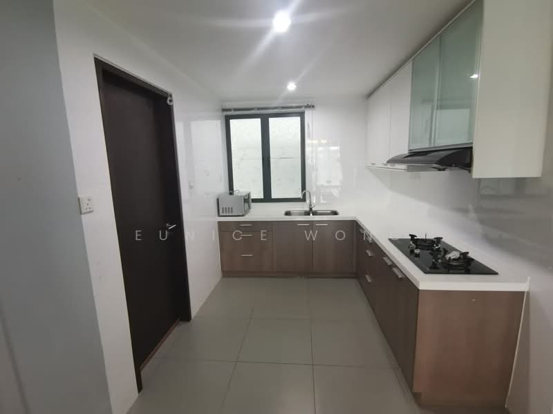 Apartment for Rent at Ponderosa Lakeside Apartment - Eunice Wong - Kitchen - PropertyGuru.com.my