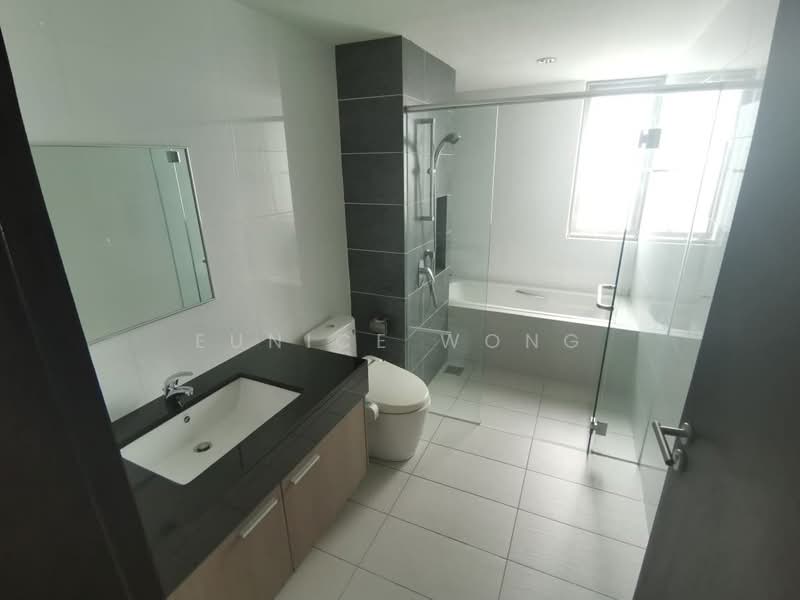 Apartment for Rent at Ponderosa Lakeside Apartment - Eunice Wong - Bathroom - PropertyGuru.com.my
