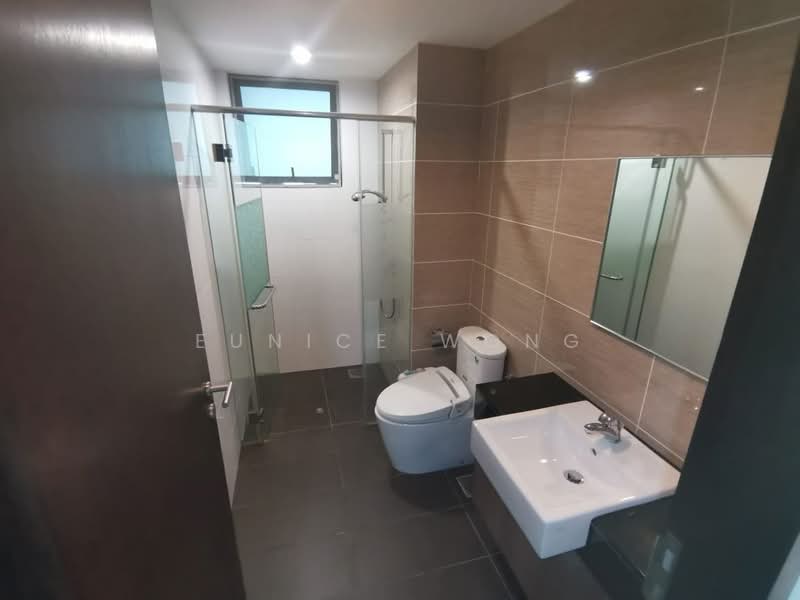 Apartment for Rent at Ponderosa Lakeside Apartment - Eunice Wong - Bathroom - PropertyGuru.com.my
