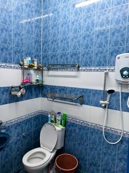 Semi-Detached House for Sale in Taman Megah Ria (Masai) - Agnes . - Bathroom - PropertyGuru.com.my