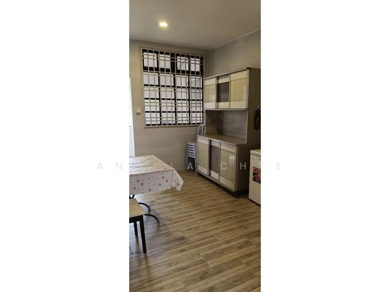 Rumah Banglo untuk Disewa di Senai (Kulai) - Angela Chye - Kitchen - PropertyGuru.com.my