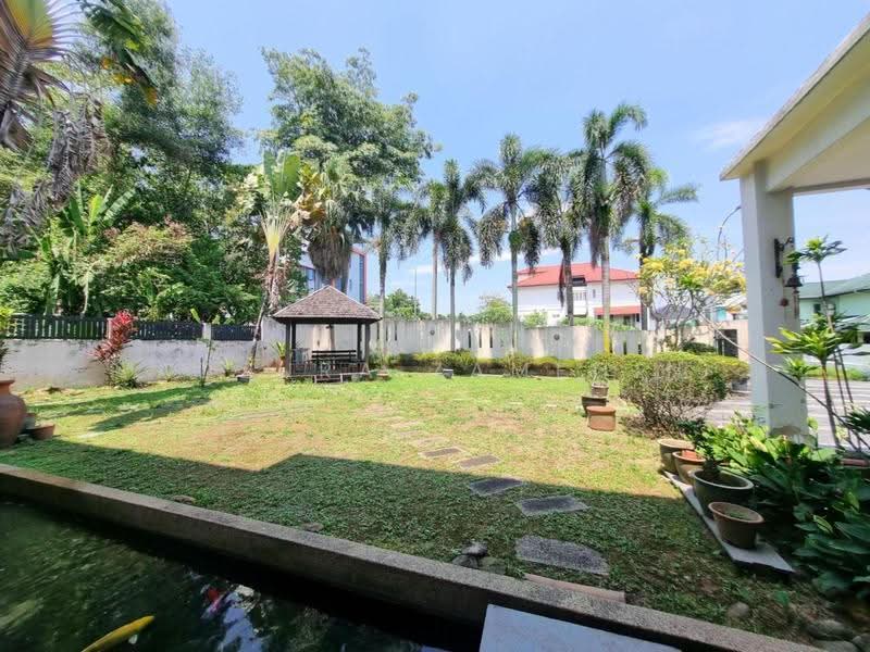 Bungalow House untuk Dijual di Kayangan Heights (Shah Alam) - Adzura Zamedin - Garden - PropertyGuru.com.my