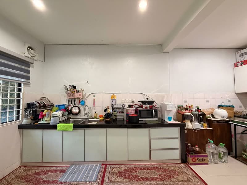 Rumah Teres 2 Tingkat untuk Dijual di Usj 1 (Subang Jaya) - Sazuan Samat - Kitchen - PropertyGuru.com.my