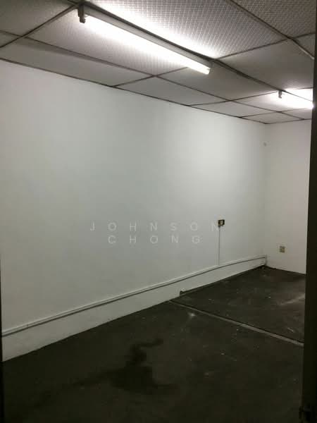 Shop for Rent in Taman Tasek (Johor Bahru) - Johnson Chong - Interior - PropertyGuru.com.my