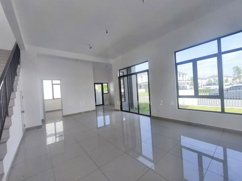 Rumah Teres untuk Dijual di Eco Grandeur (Puncak Alam) - Ridhwan Razak - Living Room - PropertyGuru.com.my