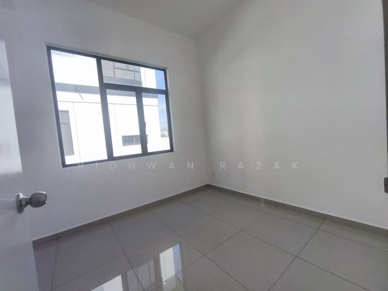 Rumah Teres untuk Dijual di Eco Grandeur (Puncak Alam) - Ridhwan Razak - Interior - PropertyGuru.com.my