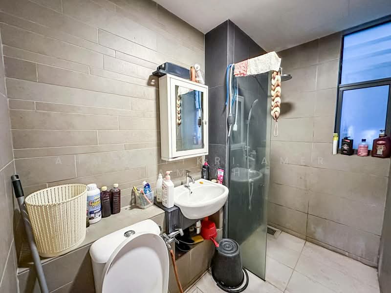 Kondominium untuk Dijual di Irama Wangsa - Ahmad Fikri Amer Hamzah - Bathroom - PropertyGuru.com.my