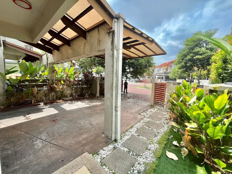 2-storey Terraced House for Sale in Bukit Jelutong (Shah Alam) - Nahathir Shahabudin - Exterior - PropertyGuru.com.my