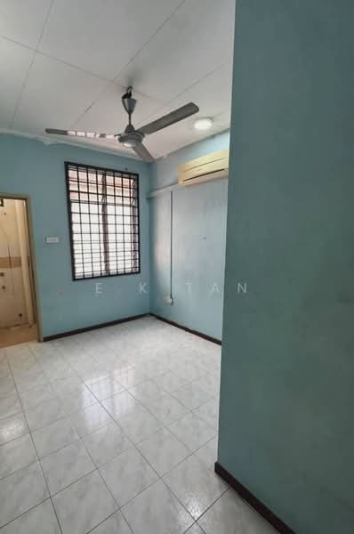 2-storey Terraced House for Sale in Bandar Seri Alam (Masai) - E.K Tan - Interior - PropertyGuru.com.my