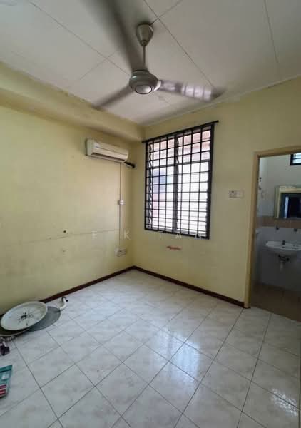 2-storey Terraced House for Sale in Bandar Seri Alam (Masai) - E.K Tan - Interior - PropertyGuru.com.my
