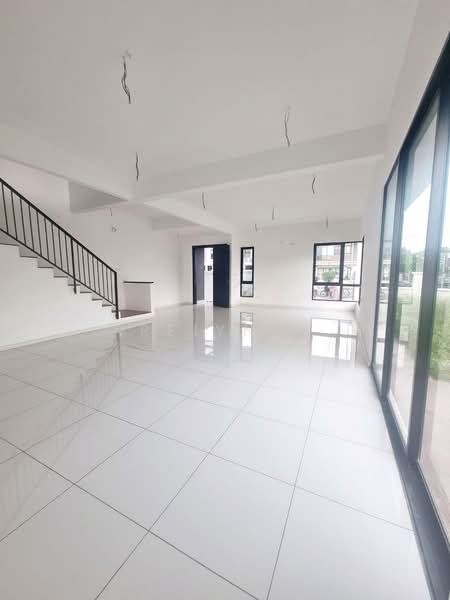 Rumah Teres untuk Dijual di Shah Alam (Selangor) - Reiyn . - Living Room - PropertyGuru.com.my