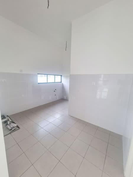 Rumah Teres untuk Dijual di Shah Alam (Selangor) - Reiyn . - Kitchen - PropertyGuru.com.my