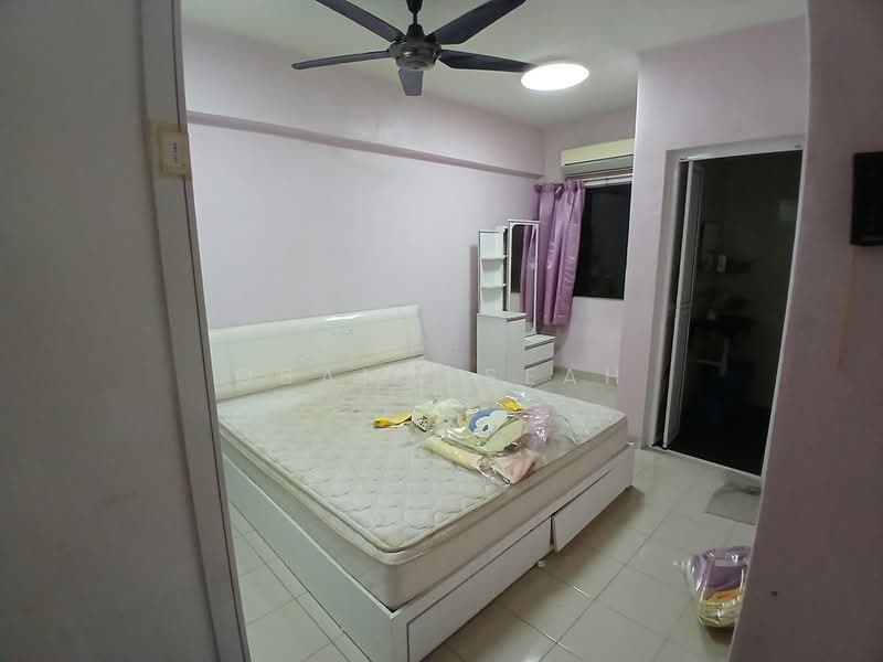 Kondominium untuk Disewa di Ampang Damai Condominium - Obama Seah - Bedroom - PropertyGuru.com.my