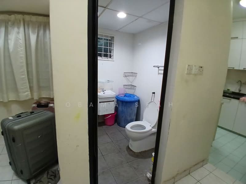 Kondominium untuk Disewa di Ampang Damai Condominium - Obama Seah - Bathroom - PropertyGuru.com.my