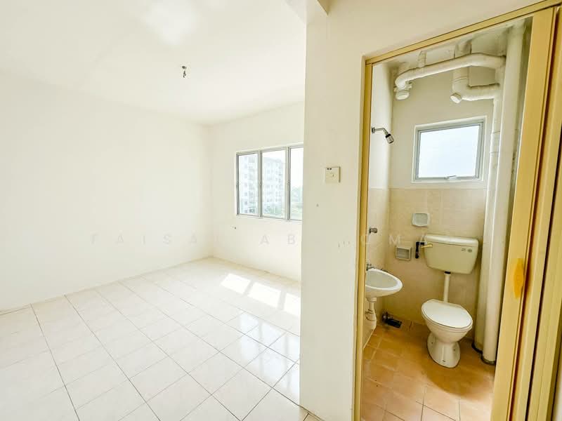 Apartment for Sale at Casa Riana - Faisal Abu Omar - Bathroom - PropertyGuru.com.my